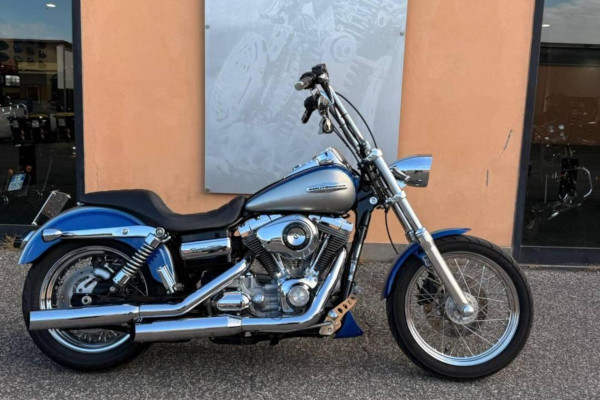 1584 Super Glide Custom (2008 - 13) - FXDC
